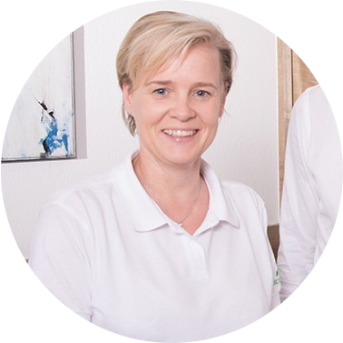 Mitarbeiterin an der Rezeption